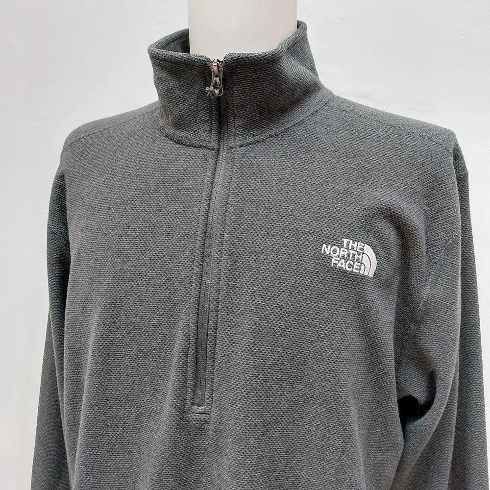 The North Face Quarter Zip Fleece Men's XXL Gray 1/4 Zip Pullover Sweater